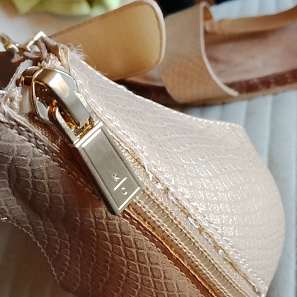Kenneth Cole Tan Ankle Strap Sandals 9.5 Med - Picture 15 of 16